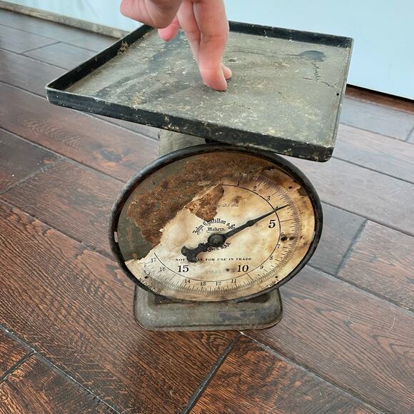 Antique John Chatillon Scale Primitive USA 7925 Rustic Metal Counter READ DAMAGE - Picture 4 of 13